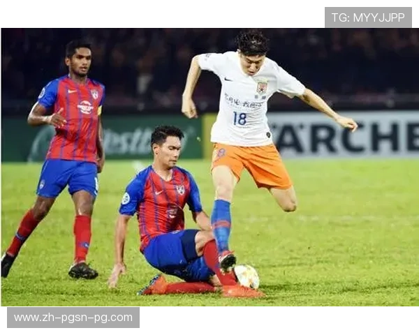 足球运动炼狱阶段的重建球队如何完成逆境中的自我救赎